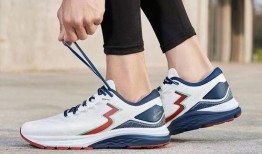 最新跑鞋爆料视频播放大全,揭秘最新爆料视频中的跑鞋大全